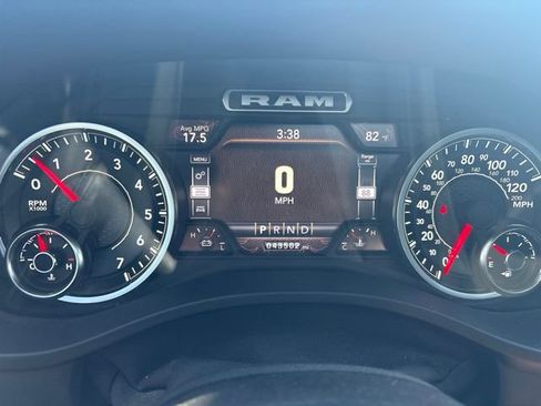 Used 2022 RAM 1500 Big Horn AWD/4WD image 8
