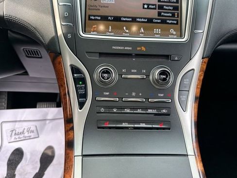 Used 2018 Lincoln MKX Select w/ Select Plus Package image 15