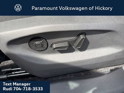 New 2026 Volkswagen Tiguan SE AWD/4WD image 20