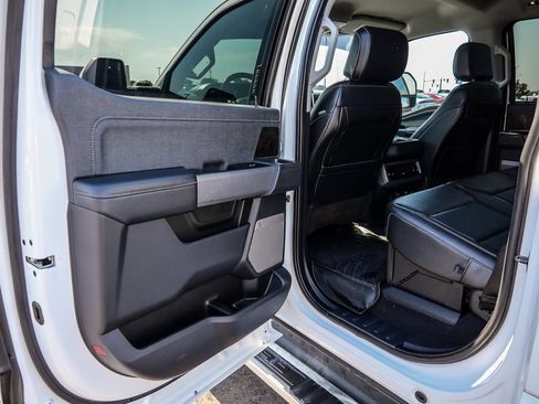Used 2023 Ford F450 Lariat w/ FX4 Off-Road Package AWD/4WD image 26