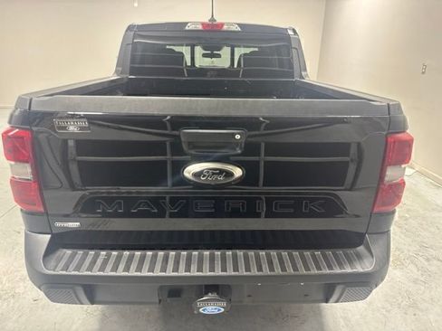 Used 2023 Ford Maverick Lariat w/ Lariat Luxury Package FWD image 7