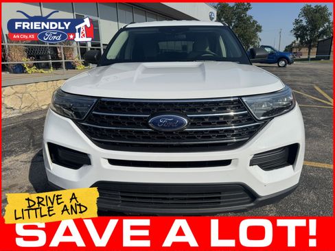 Used 2022 Ford Explorer XLT AWD/4WD image 11