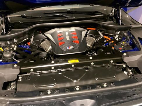 Certified 2023 BMW XM AWD/4WD image 30