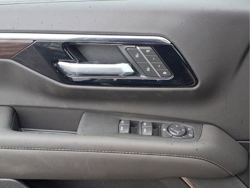 New 2026 Chevrolet Suburban Z71 w/ Sun And Tow Package image 16