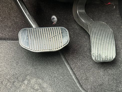 Used 2023 Ford Expedition Limited image 47