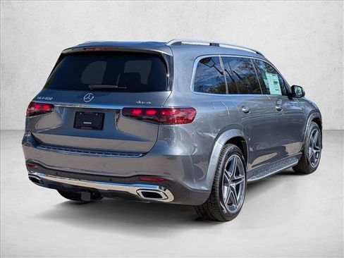 Used 2026 Mercedes-Benz GLS 450 4MATIC image 2