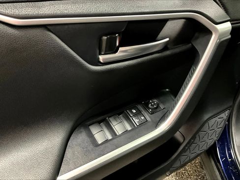 Used 2023 Toyota RAV4 XSE image 31