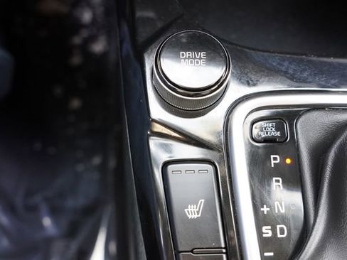 Used 2023 Kia Seltos S image 26