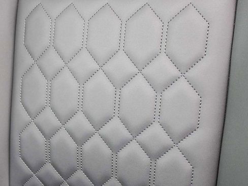 New 2025 Volvo XC90 B6 Core w/ Protection Package Premier image 26