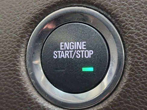 Used 2015 Cadillac SRX Luxury image 20