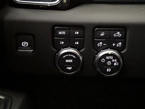 Used 2024 GMC Sierra 1500 Denali image 25