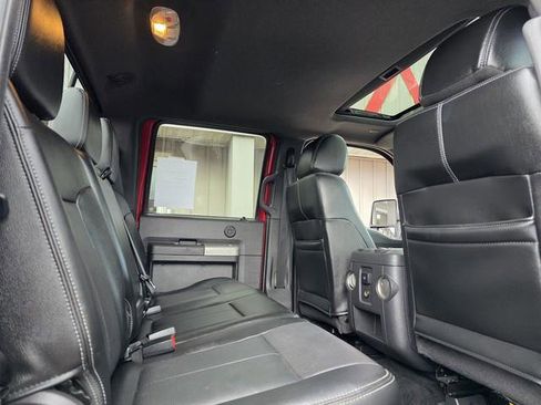 Used 2016 Ford F350 Lariat image 21