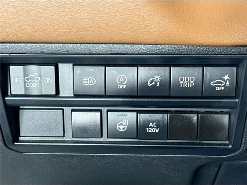 Used 2023 Toyota Tundra 1794 Edition image 16