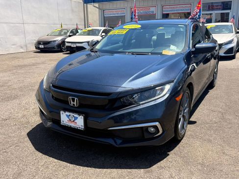 Used 2021 Honda Civic EX image 4