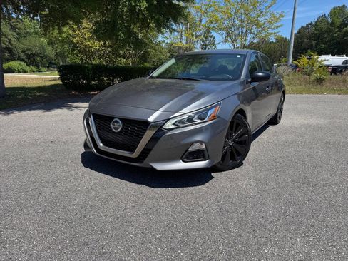 Used 2019 Nissan Altima 2.5 SR FWD image 30