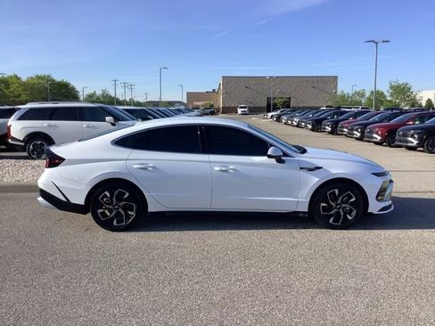Certified 2025 Hyundai Sonata SEL AWD/4WD image 7