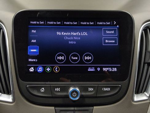 Used 2020 Chevrolet Malibu LT FWD image 25