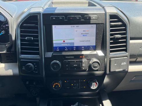 Used 2022 Ford F350 XLT w/ Black Appearance Package AWD/4WD image 38