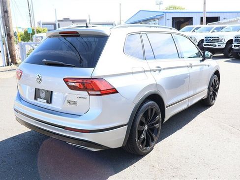 Used 2021 Volkswagen Tiguan SE R-Line AWD/4WD image 5