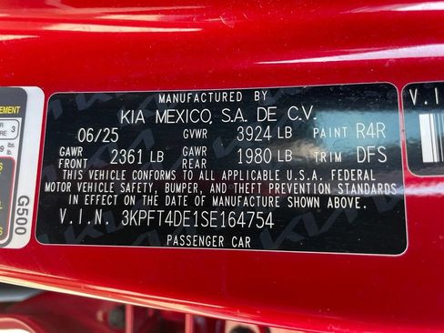 Certified 2025 Kia K4 FWD image 33