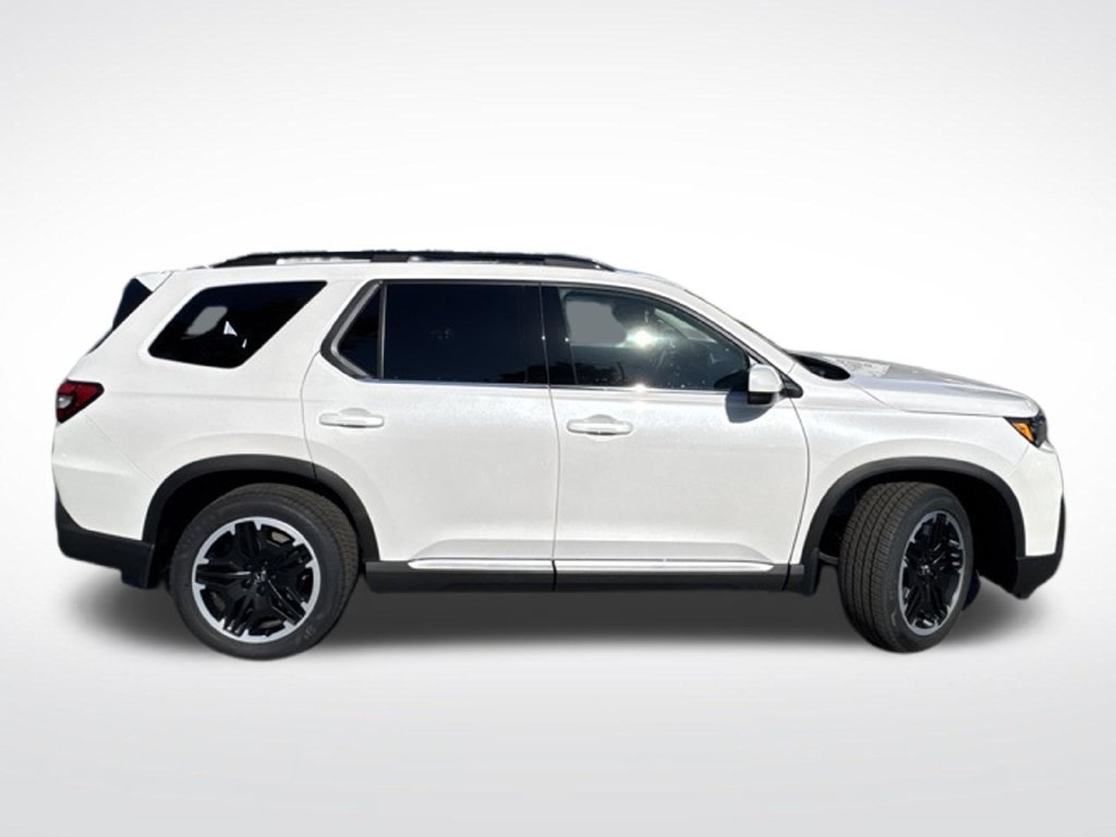 New 2026 Honda Pilot Touring image 8
