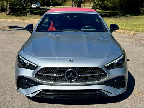 Used 2024 Mercedes-Benz CLE 450 4MATIC Cabriolet image 10