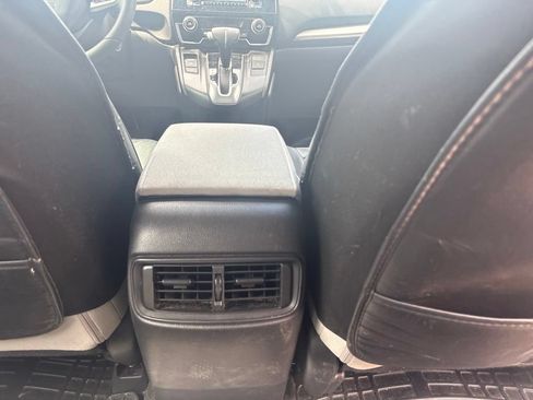 Used 2017 Honda CR-V LX image 29