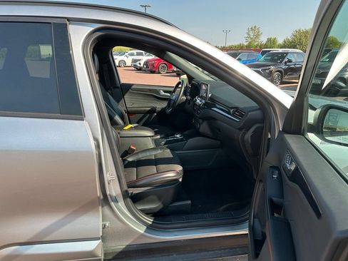 Used 2024 Ford Escape ST-Line AWD/4WD image 29