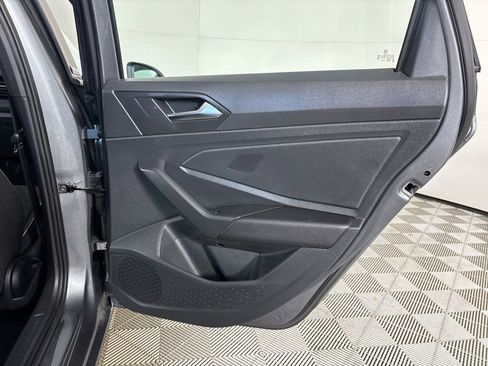 Used 2025 Volkswagen Jetta Sport image 23