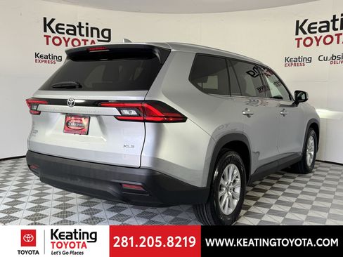 Certified 2025 Toyota Grand Highlander AWD image 6