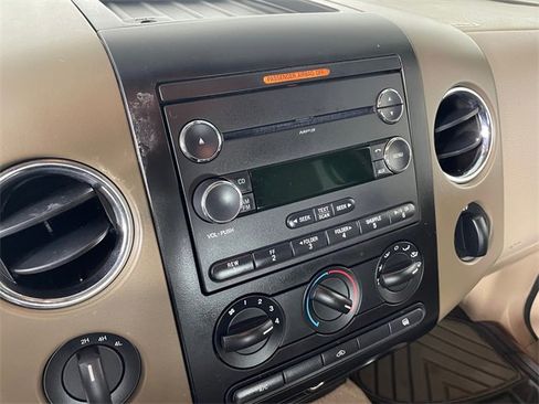 Used 2008 Ford F150 XLT image 7