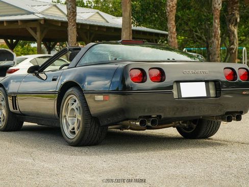 Used 1990 Chevrolet Corvette ZR-1 RWD image 4