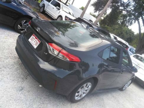 Used 2024 Toyota Corolla LE FWD image 7