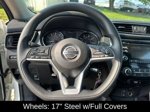 Used 2017 Nissan Rogue S AWD/4WD image 10
