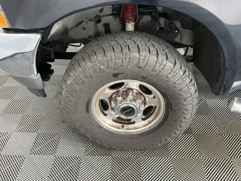 Used 2003 Ford F350 Lariat image 7