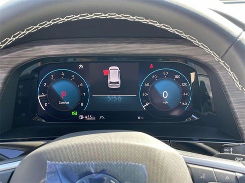 New 2025 Volkswagen Atlas SEL image 21