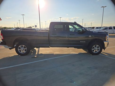 Used 2020 RAM 2500 Lone Star w/ Level 1 Equipment Group AWD/4WD image 2