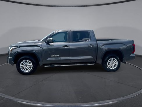 Used 2024 Toyota Tundra SR5 AWD/4WD image 15