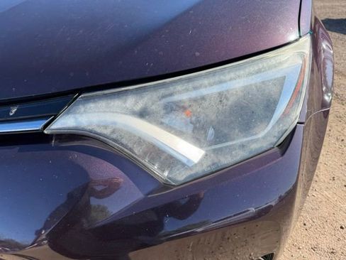 Used 2016 Toyota RAV4 XLE AWD/4WD image 10