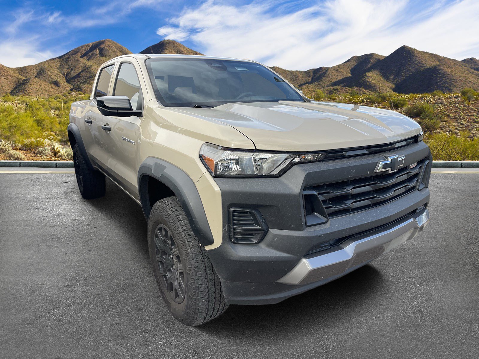 Used 2024 Chevrolet Colorado Trail Boss w/ Advanced Trailering Package AWD/4WD image 3