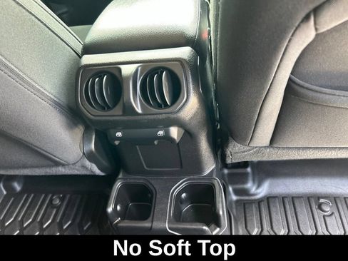Used 2020 Jeep Wrangler Unlimited Sport S AWD/4WD image 28
