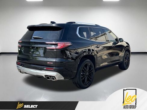 Used 2026 GMC Acadia Denali w/ Super Cruise Package FWD image 8