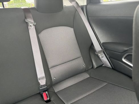 Used 2025 Kia Soul LX w/ LX Technology Package FWD image 34