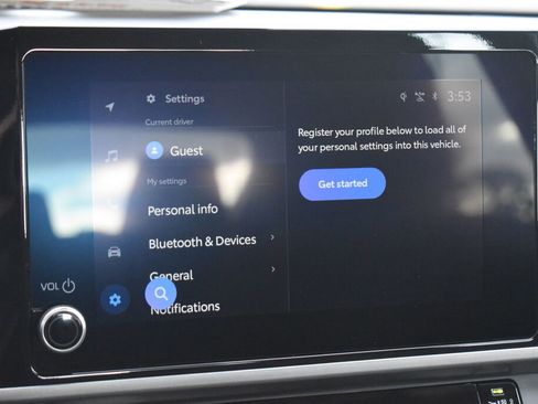 Certified 2025 Toyota Camry LE w/ Convenience Package image 11