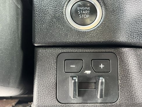 Used 2024 Toyota Tundra SR5 image 8