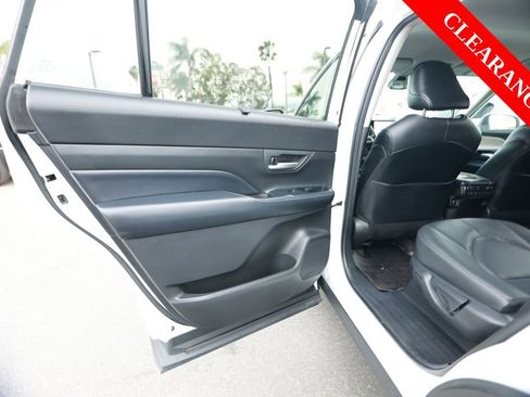 Used 2024 Toyota Grand Highlander FWD image 33