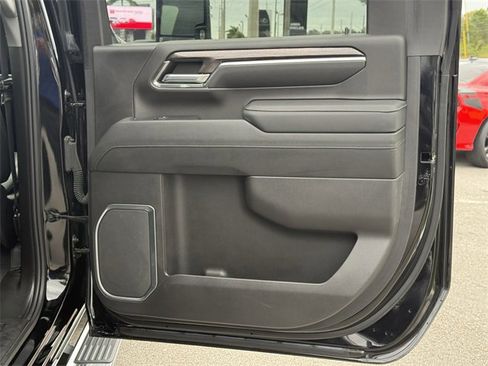 Used 2024 Chevrolet Silverado 2500 LTZ w/ LTZ Plus Package image 39