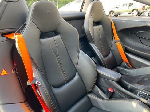 Used 2019 McLaren 570S Spider RWD image 38