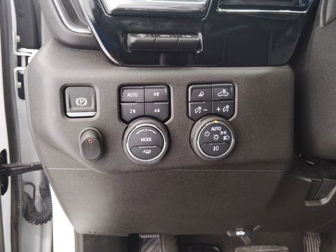 Used 2024 Chevrolet Silverado 3500 LTZ w/ LTZ Texas Edition image 46