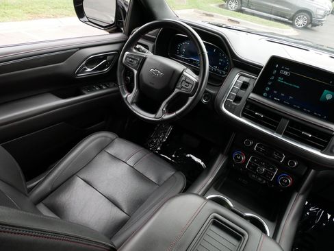 Used 2022 Chevrolet Tahoe RST w/ Sport Performance Package AWD/4WD image 9